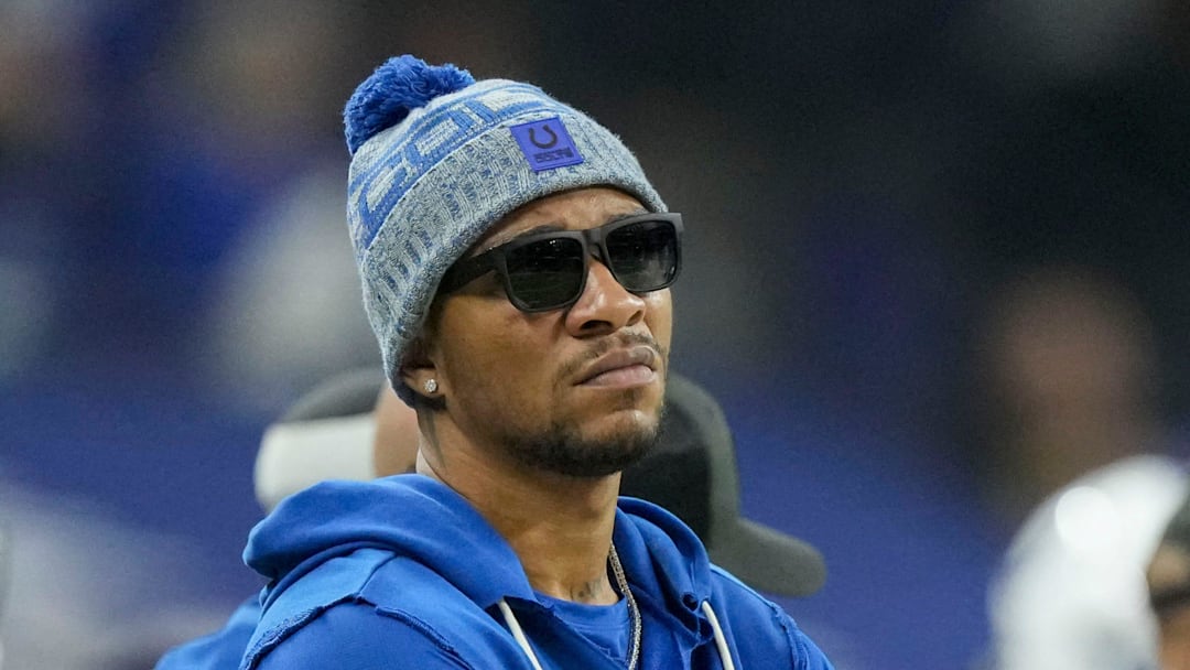 Indianapolis Colts quarterback Anthony Richardson watches the action Indianapolis Colts quarterback Anthony Richardson watches the action