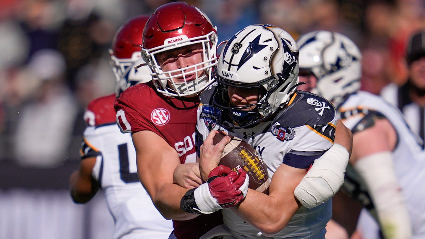 Navy Football Gets Better of Army in Unofficial American Conference Media Poll
