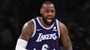 James tuvo otro sensacional juego con los Lakers