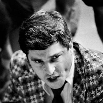 Indiana coach Bobby Knight talks with his team during a timeout in their championship game against Kentucky. The Hoosiers defeated the Kentucky Wildcats 72-65 to win the Mideast Regional championship before 16,000 at Memorial Gym March 17, 1973.

73then03 054a