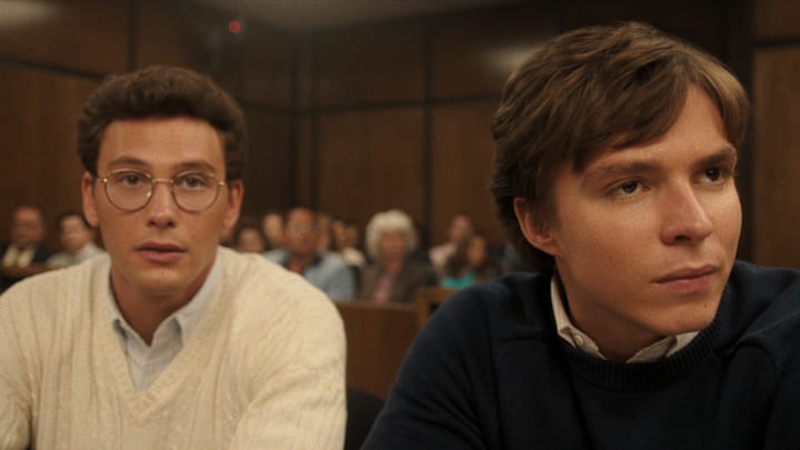 Monsters: The Lyle And Erik Menendez Story. (L to R) Cooper Koch as Erik Menendez, Nicholas Chavez as Lyle Menendez in episode 208 of Monsters: The Lyle And Erik Menendez Story. Cr. Courtesy Of Netflix © 2024