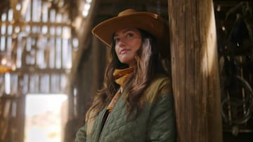 Minka Kelly as Quinn in Episode 103 of Ransom Canyon