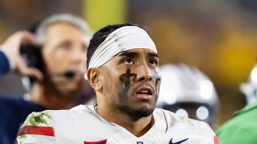 Nov 28, 2025; Tempe, Arizona, USA; Arizona Wildcats quarterback Noah Fifita (1) against the Arizona State Sun Devils during the 99th Territorial Cup at Mountain America Stadium. Mandatory Credit: Mark J. Rebilas-Imagn Images