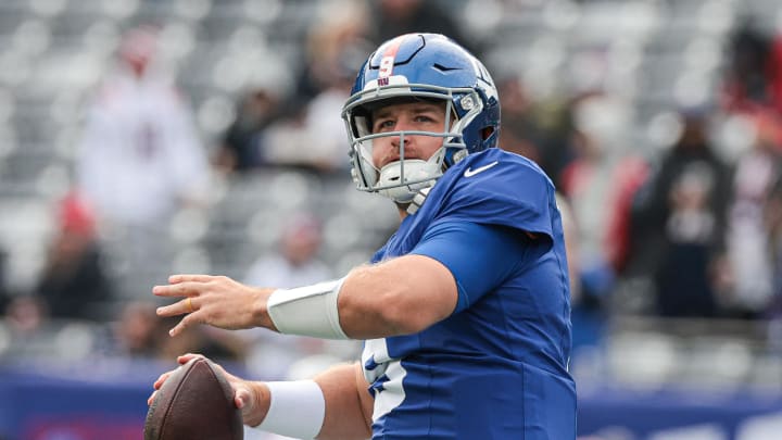 Nov 26, 2023; East Rutherford, New Jersey, USA; New York Giants quarterback Matt Barkley (9) warms up before the game against the New England Patriots at MetLife Stadium. 