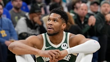 Detroit Pistons v Milwaukee Bucks