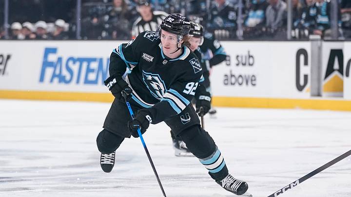 NHL: MAY 01 Playoffs First Round Golden Knights at Mammoth