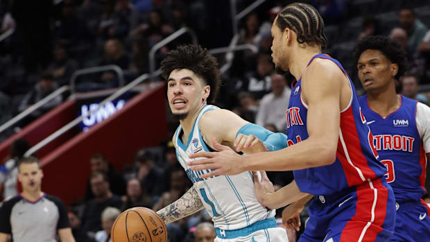 Hornets Add Star LaMelo Ball to Injury Report vs Pistons
