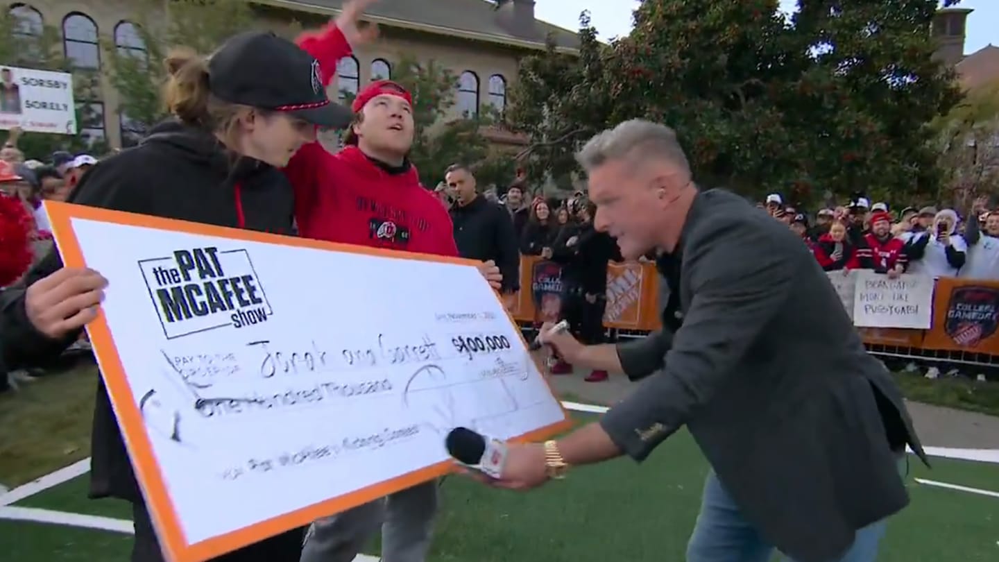 Utah Students Win Pat McAfee’s ‘College GameDay’ Kicking Contest Despite Blockers, Blown Call