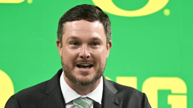 Oregon Ducks head coach Dan Lanning speaks to the media during the Big 10 football media day at Lucas Oil Stadium. 