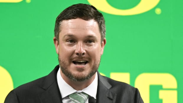 Oregon Ducks head coach Dan Lanning speaks to the media during the Big 10 football media day at Lucas Oil Stadium.