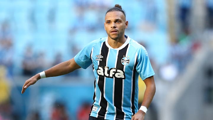 Braithwaite não consegue corresponder às expectativas no Grêmio Braithwaite não consegue corresponder às expectativas no Grêmio