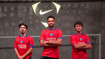 Le PSG a présenté son nouveau maillot third, jeudi, en exclusivité dans un lieu insolite.