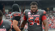 Oklahoma offensive lineman Febechi Nwaiwu