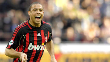 Ronaldo con la maglia del Milan