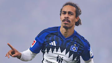 Yussuf Poulsen übernimmt auch neben dem Platz eine wichtige Rolle