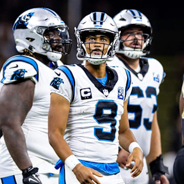 Sep 8, 2024; New Orleans, Louisiana, USA;  Carolina Panthers quarterback Bryce Young (9) looks at the video boards against the New Orleans Saints during the first half at Caesars Superdome. Mandatory Credit: Stephen Lew-Imagn Images