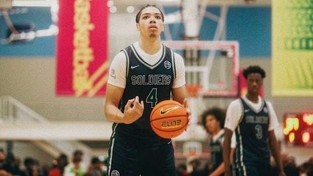 Oregon Ducks Basketball Tyron Stokes Top Ranked Recruit Class of 2026 Dana Altman USC Trojans Kentucky Wildcats Kansas Visit 