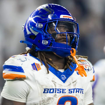Dec 31, 2024; Glendale, AZ, USA; Boise State Broncos running back Ashton Jeanty (2) against the Penn State Nittany Lions during the Fiesta Bowl at State Farm Stadium. Mandatory Credit: Mark J. Rebilas-Imagn Images