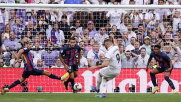 Real Madrid CF v FC Barcelona - Supercopa de España