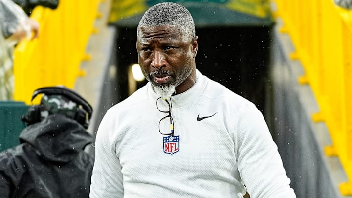 Don't overlook Aaron Glenn in the Bears' coach hunt