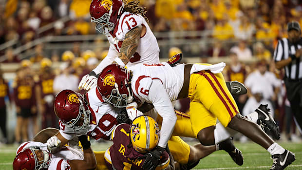 USC Trojans defense
