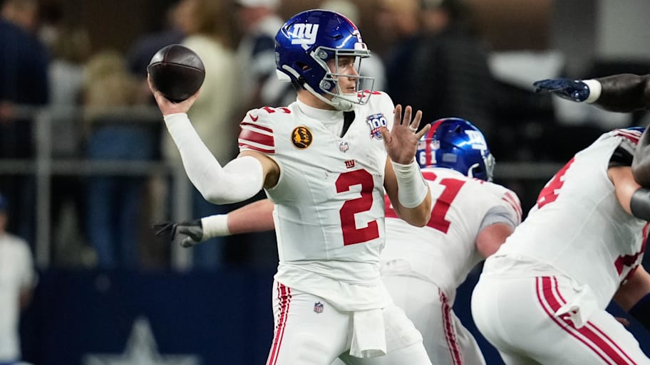 Dallas Cowboys 27, New York Giants 20 Game Balls and Gassers