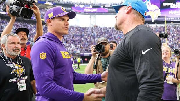 Minnesota Vikings head coach Kevin O'Connell and Detroit Lions head coach Dan Campbell