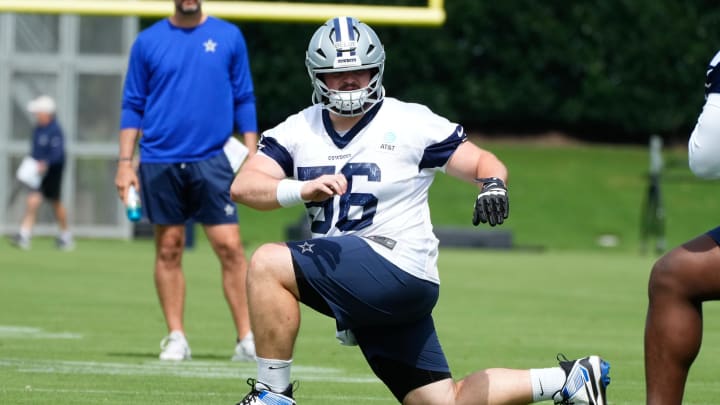 Dallas Cowboys center Cooper Beebe