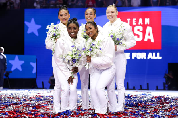 Sunisa Lee, Hezly Rivera, Jade Carey, Simone Biles, Jordan Childs, USA Gymnastics