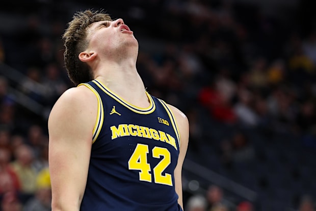 Michigan Wolverines men's basketball forward Will Tschetter