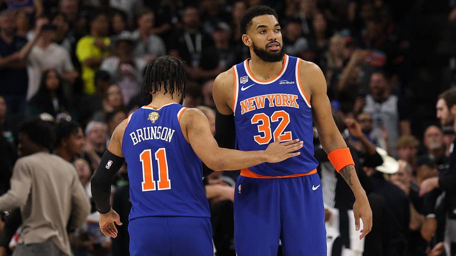 Jalen Brunson and Karl-Anthony Towns