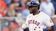 Yordan Álvarez ahora es el designado mejor pagado de MLB