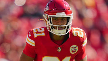 Oct 19, 2025; Kansas City, Missouri, USA; Kansas City Chiefs safety Jaden Hicks (21) defends during the second half against the Las Vegas Raiders at GEHA Field at Arrowhead Stadium.