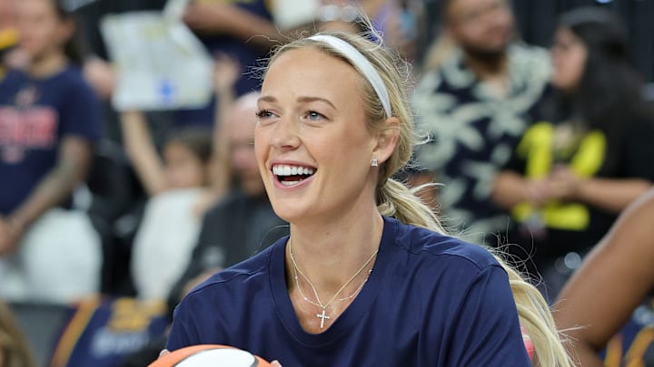 Indiana Fever v Las Vegas Aces Indiana Fever v Las Vegas Aces