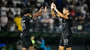 Talles Magno e Pedro Raul garantiram a vitória do Corinthians