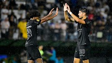 Talles Magno e Pedro Raul garantiram a vitória do Corinthians