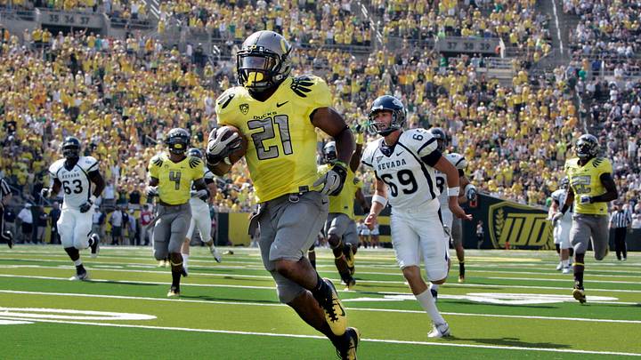 A 5-9 running back with stunning quickness from Texarkana, Texas, LaMichael James won the Doak Walker Award in 2010 with 1,731 yards and 21 touchdowns. The Ducks have their sights set on another Texas product for the 2027 class, five-star Richmond, Texas phenom Landen Williams-Callis.
