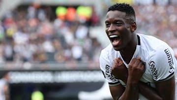 Luiz Henrique é eleito o Craque do Brasileirão pela CBF