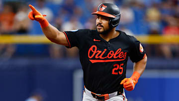 Anthony Santander estaría cerca de pactar con los Yankees
