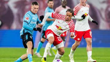 Florian Wirtz und Xavi Simons im Duell