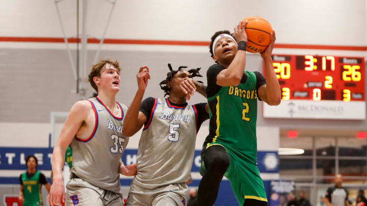 AZ Compass    Jeremiah Fears (2) drives to the basket during the game between Bartlett High School and AZ Compass Prep School during Memphis Hoopfest at Bartlett High School in Bartlett, Tenn., on Saturday, January 6, 2024.