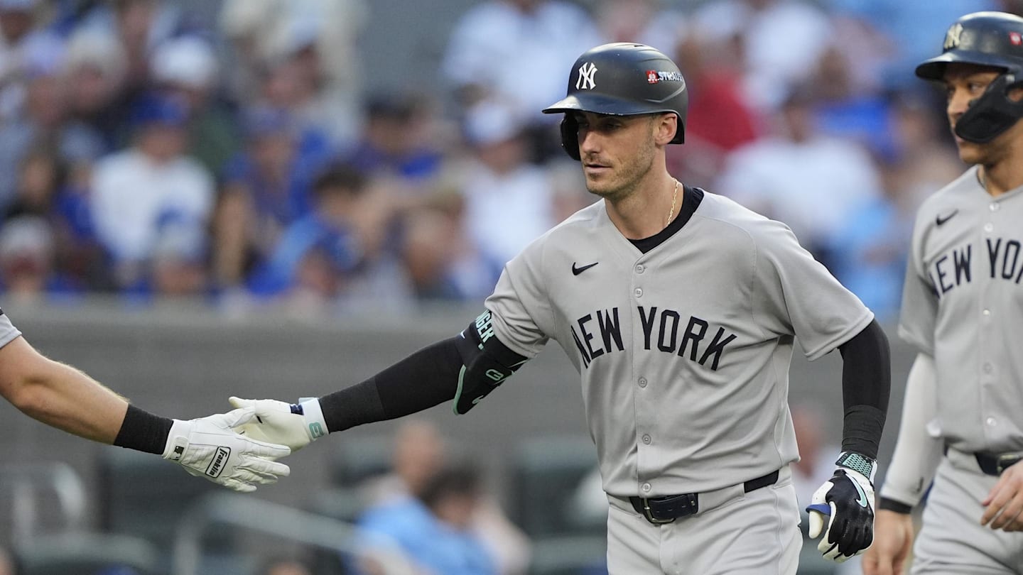 New York Yankees Can #39 t Beat a Reunion at Center Field