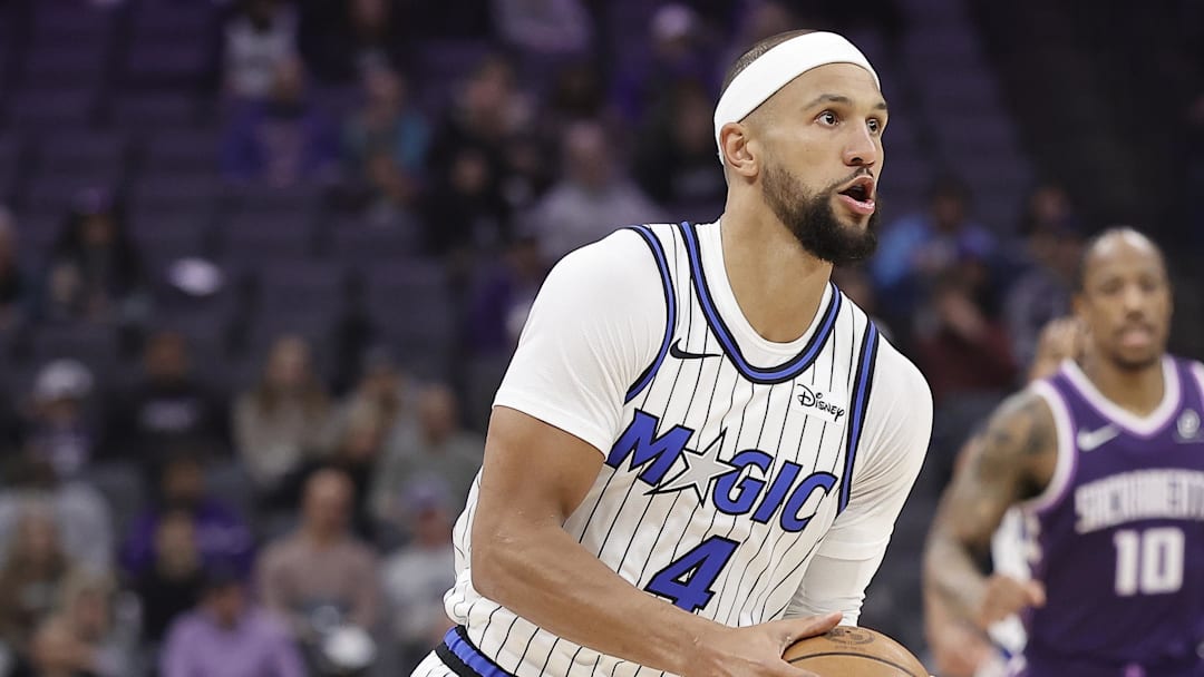 Feb 19, 2026; Sacramento, California, USA; Orlando Magic guard Jalen Suggs (4) drives in against the Sacramento Kings during the first quarter at Golden 1 Center. Mandatory Credit: Kelley L Cox-Imagn Images Feb 19, 2026; Sacramento, California, USA; Orlando Magic guard Jalen Suggs (4) drives in against the Sacramento Kings during the first quarter at Golden 1 Center. Mandatory Credit: Kelley L Cox-Imagn Images