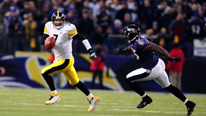 Pittsburgh Steelers quarterback Ben Roethlisberger scrambles as Baltimore Ravens linebacker Terrell Suggs gives chase. Pittsburgh Steelers quarterback Ben Roethlisberger scrambles as Baltimore Ravens linebacker Terrell Suggs gives chase.