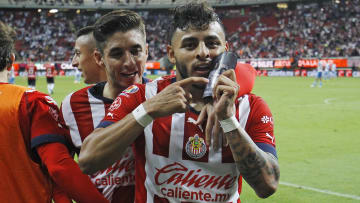 Alexis Vega se convirtió en el héroe del Rebaño Sagrado para vencer a Puebla y soñar con Liguilla directa.