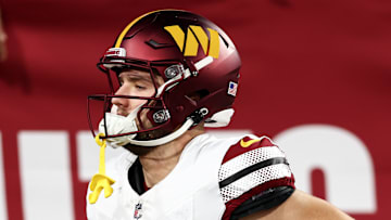 Washington Commanders tight end Ben Sinnott