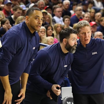 Gonzaga head coach Mark Few and his staff will reportedly host the No. 1-ranked high school player in the 2027 class on an official visit.