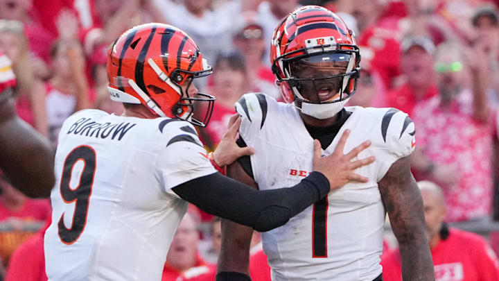 Cincinnati Bengals quarterback Joe Burrow (9) and wide receiver Ja'Marr Chase.