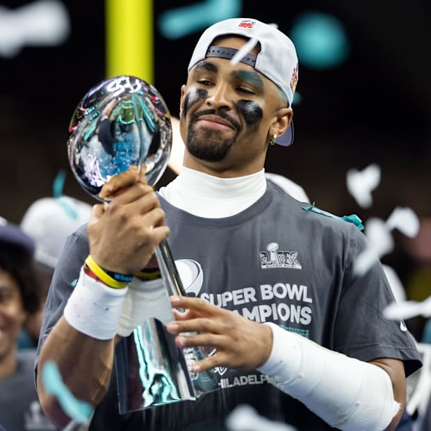 Jalen Hurts with Lombardi Trophy