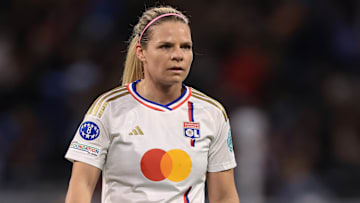 Eugénie Le Sommer - Olympique Lyonnais